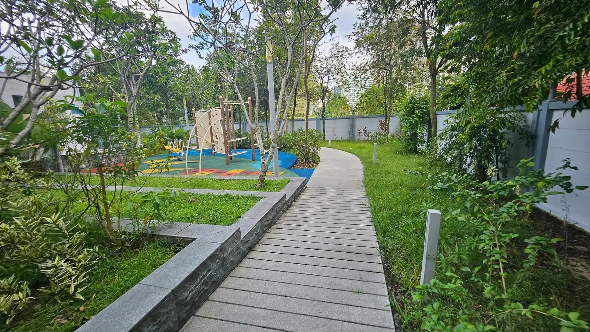 קואלה לומפור Blue Sky Apartment